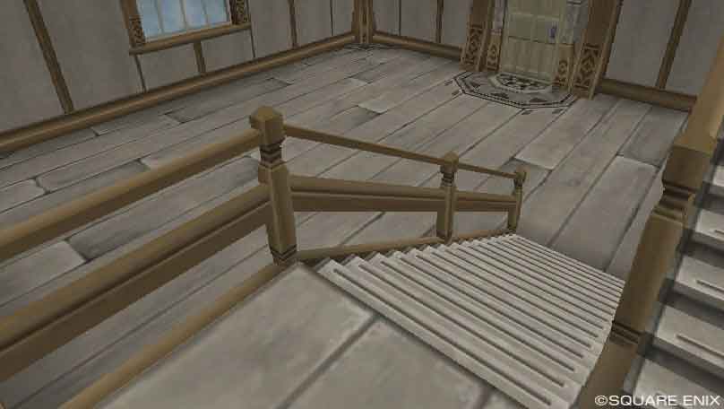 1階の木造りの床