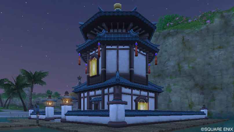 夜の和風の家